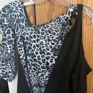 Black & Gray Leopard Contrast Cold-Shoulder Top